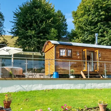度假居 Honey Bee Shepherd's Hut - With Woodfired Hot Tub